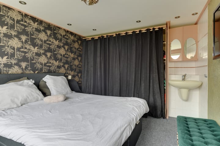 Foto 18 van Middenweg 413