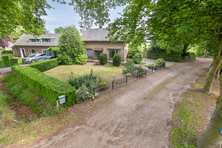 Foto 37 van Past. Clercxstraat 6