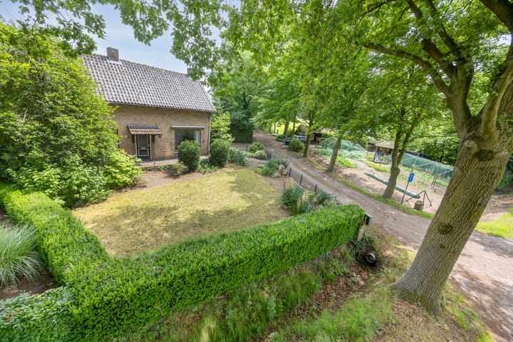 Foto 42 van Past. Clercxstraat 6