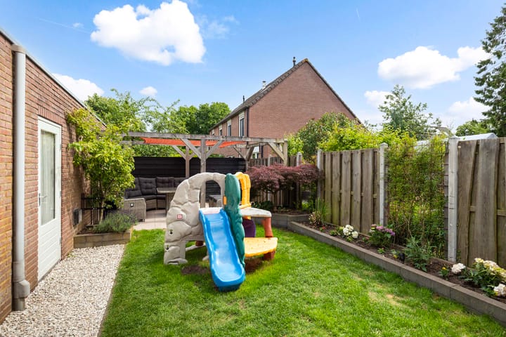 Foto 17 van Betsy Westendorpstraat 6