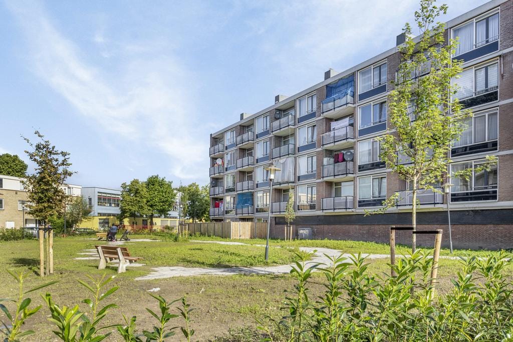 Photo 13 of Van Heuven Goedhartstraat 111
