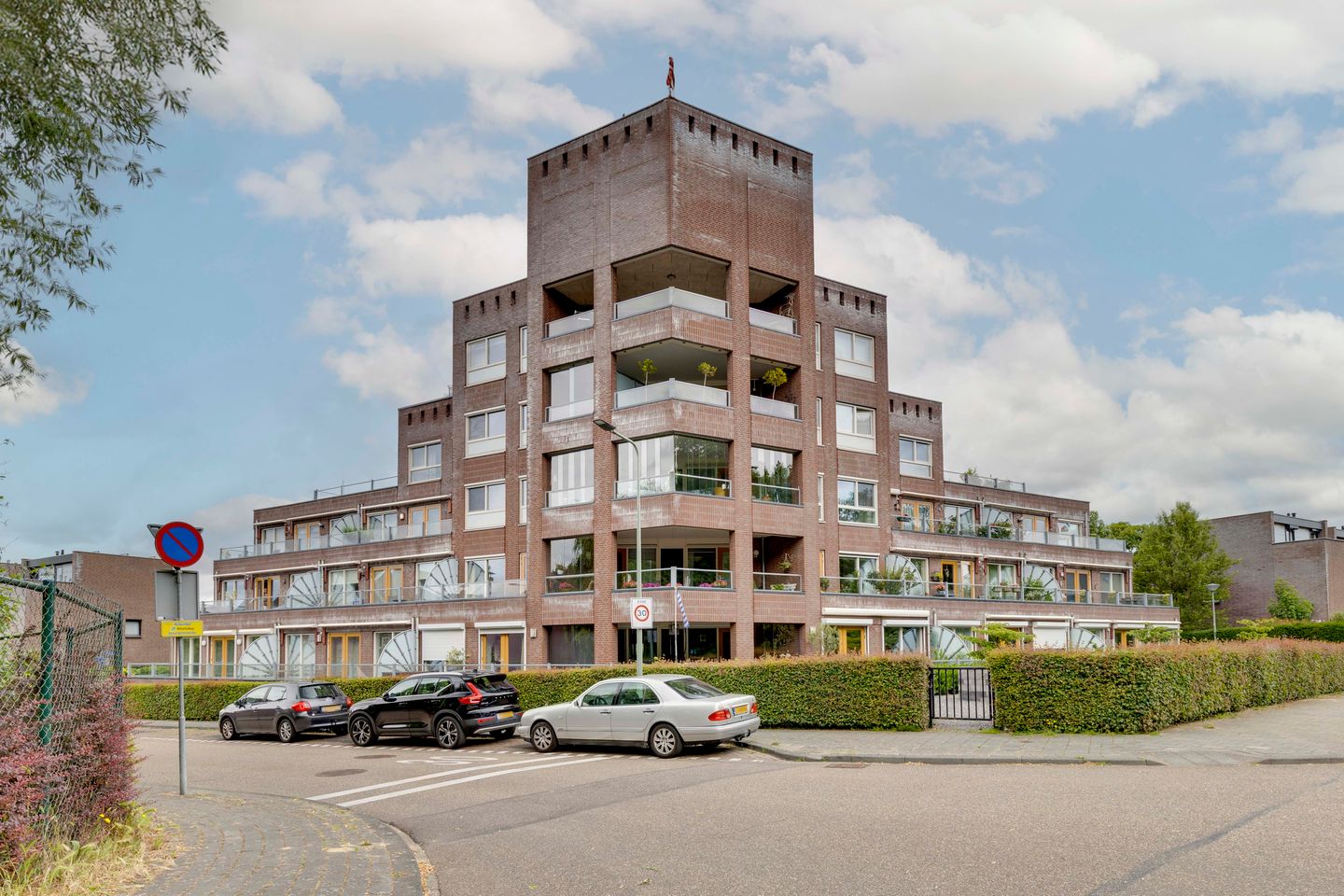 Foto 1 van Bethelhof 23