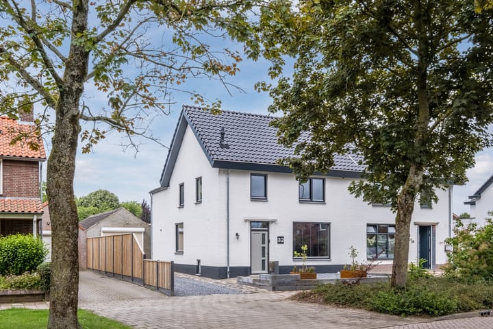 Foto 4 van Meester Rijkenstraat 32