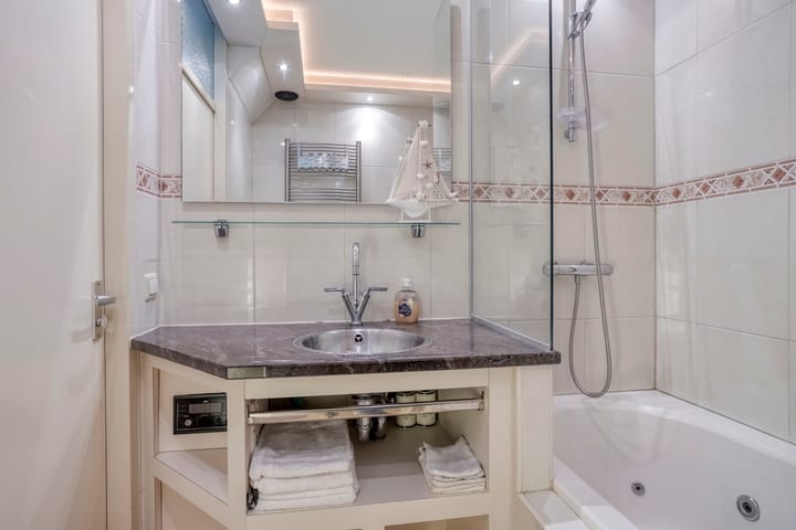 Foto 12 van Het Verzet 14