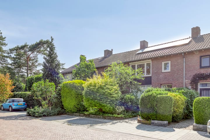 Photo 8 of Michiel de Ruyterstraat 34