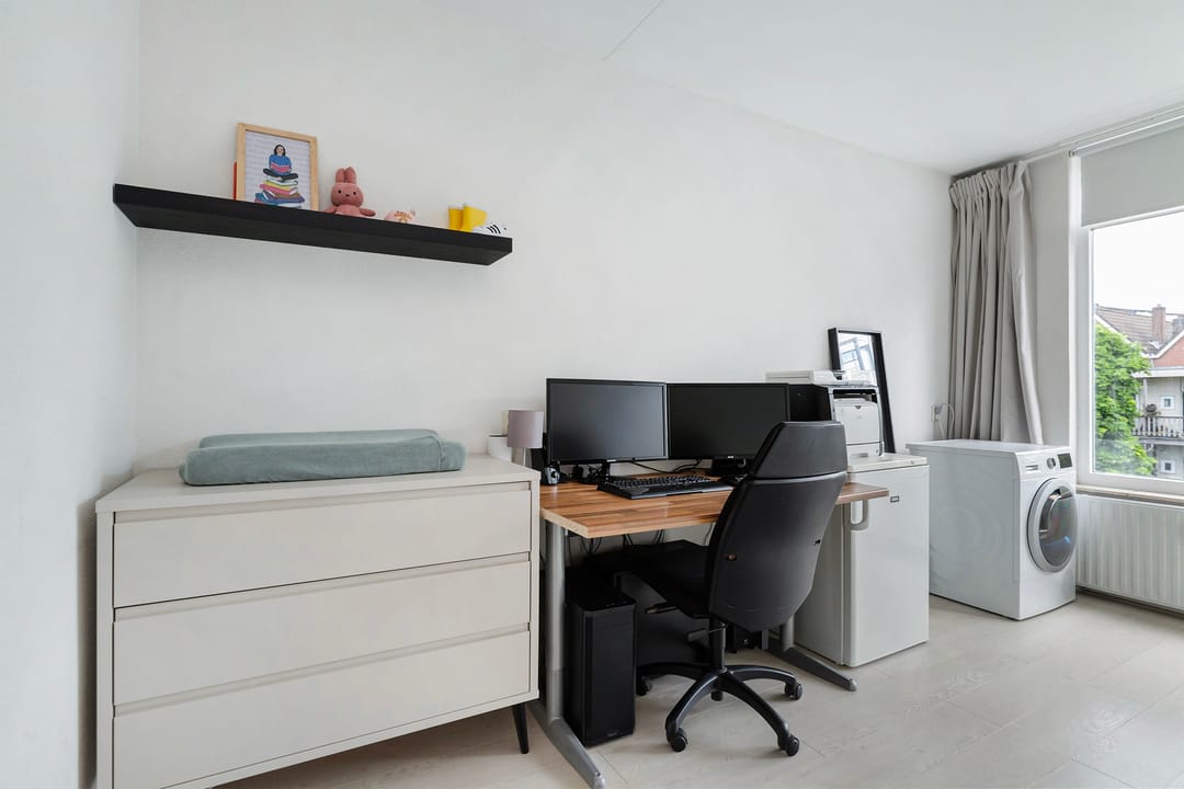 Foto 22 van Meester Marrestraat 58