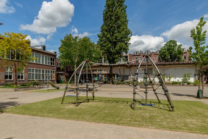 Foto 35 van Meester Marrestraat 58