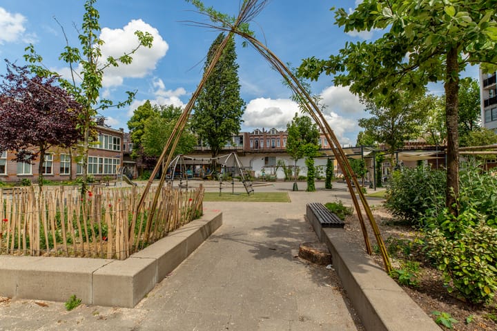 Foto 36 van Meester Marrestraat 58