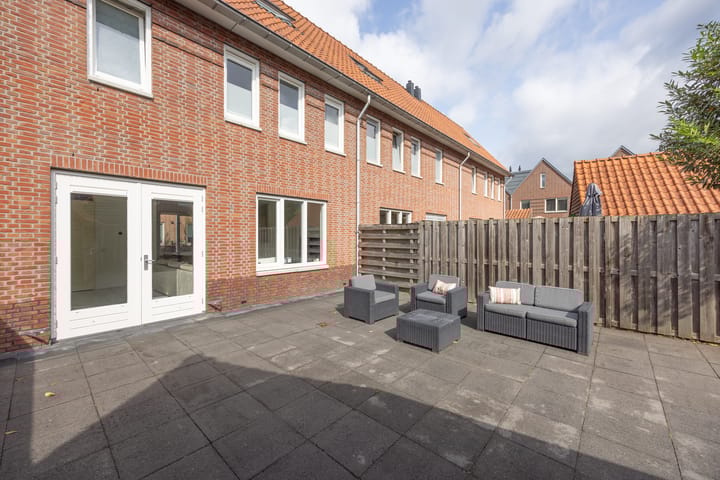 Foto 5 van Van Coeverdenstraat 9