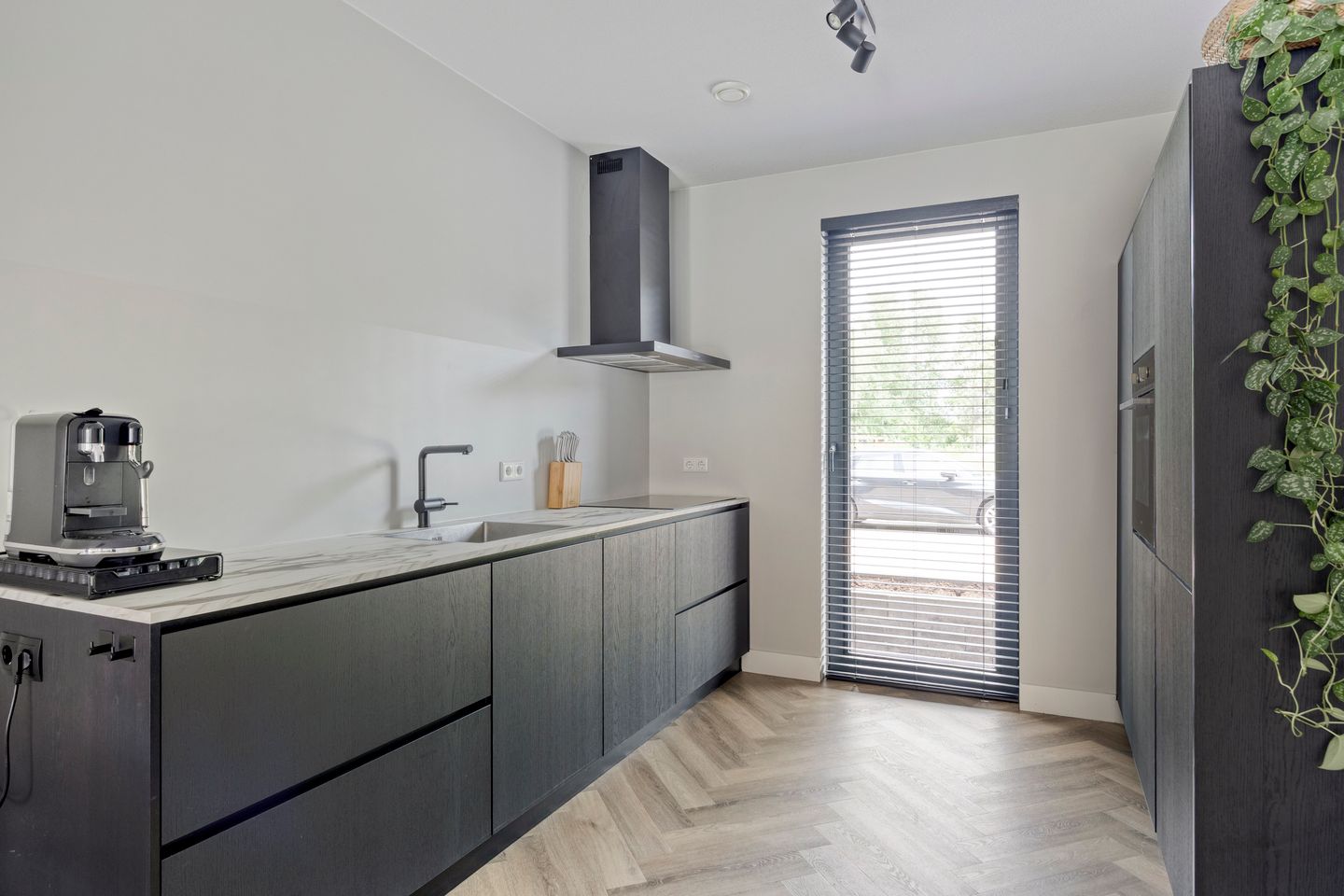 Foto 10 van Altena 28