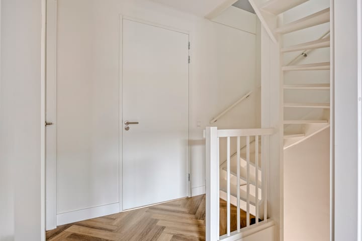 Foto 12 van Altena 28