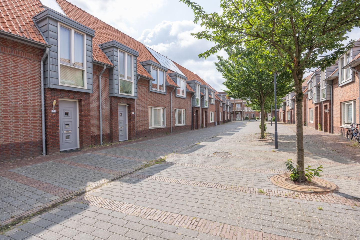 Foto 10 van Van Coeverdenstraat 9