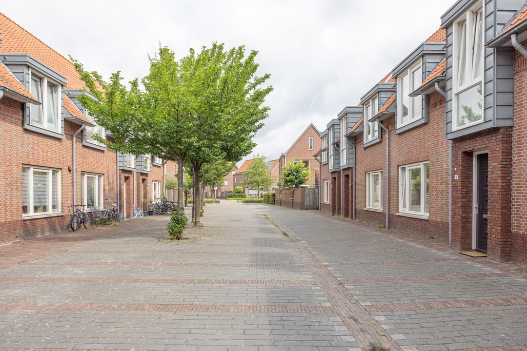 Foto 11 van Van Coeverdenstraat 9