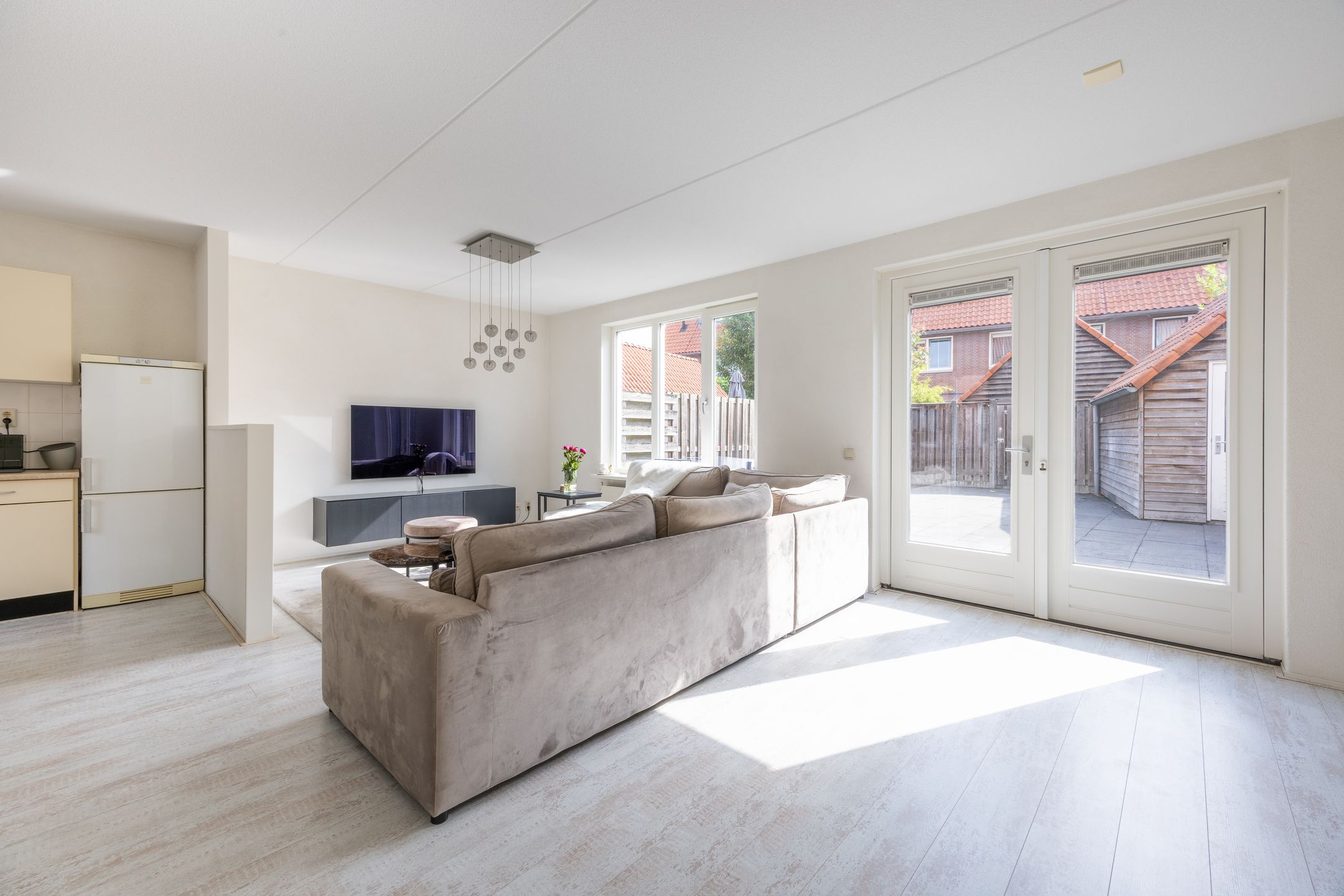 Foto 15 van Van Coeverdenstraat 9