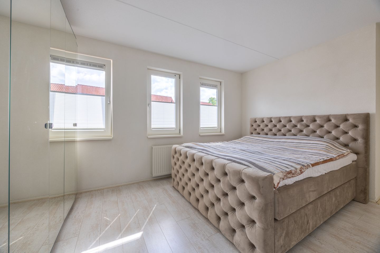 Foto 29 van Van Coeverdenstraat 9