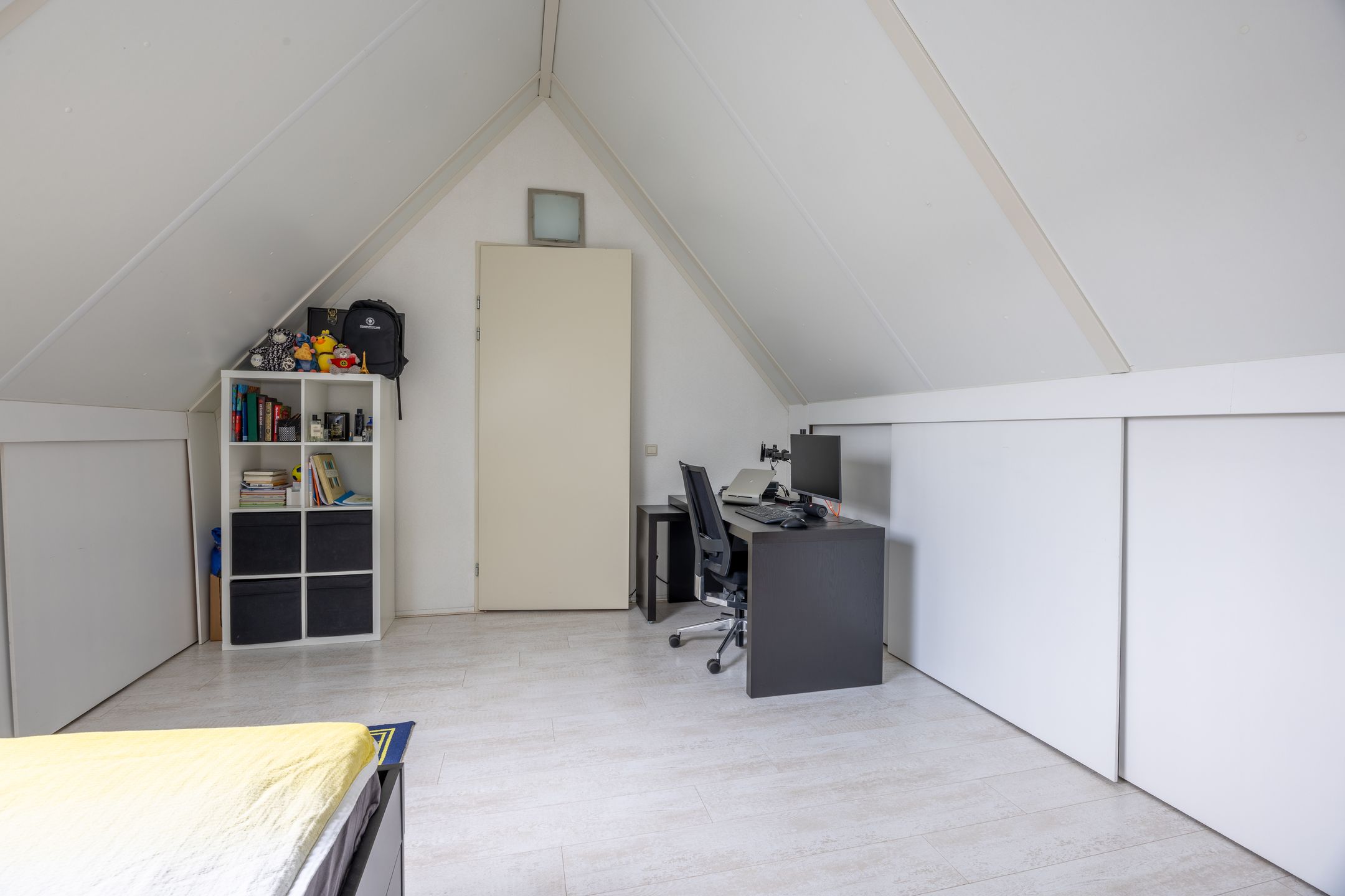 Foto 42 van Van Coeverdenstraat 9