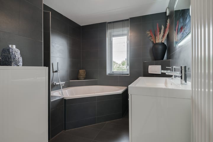 Foto 23 van Knibbelweide 36