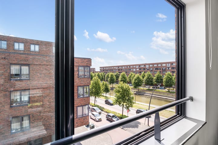 Foto 38 van Laan van Wateringse Veld 104