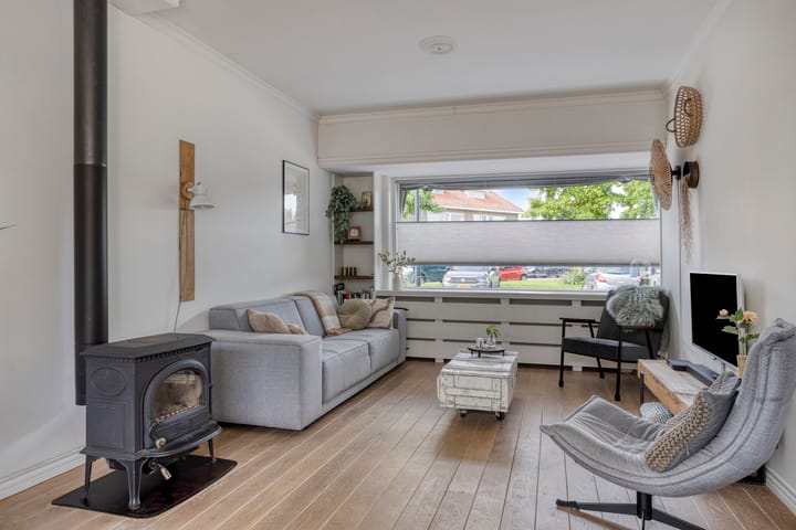 Foto 2 van Uitenhage de Miststraat 8