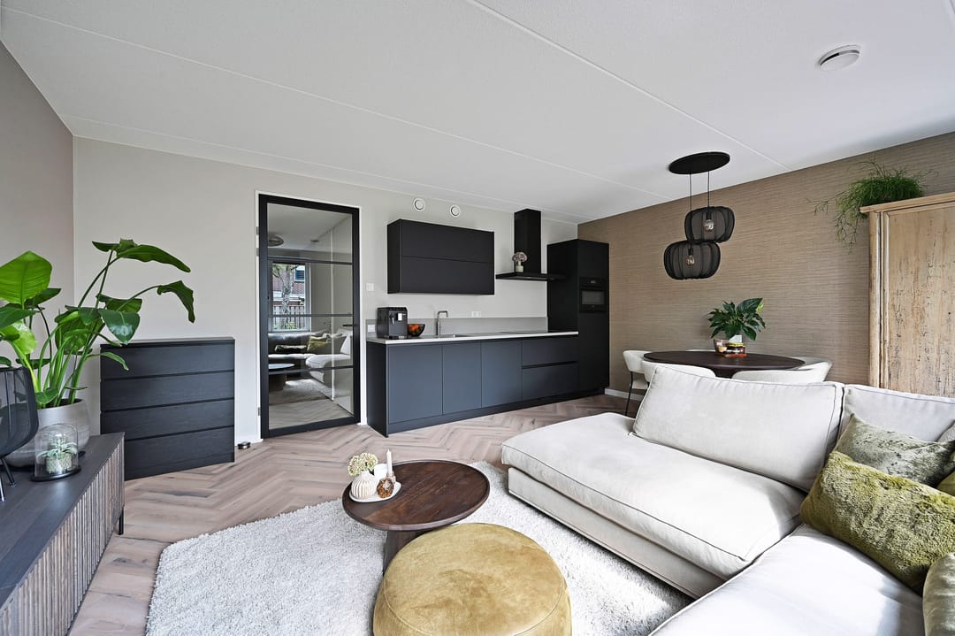 Foto 8 van Leonard Roggeveenstraat 32