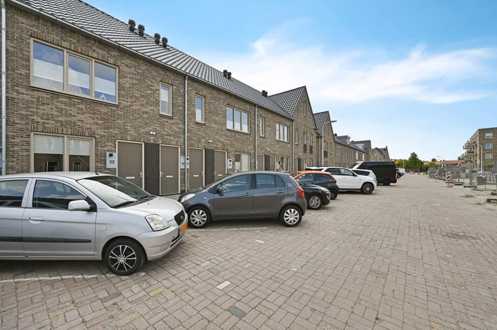 Foto 22 van Leonard Roggeveenstraat 32