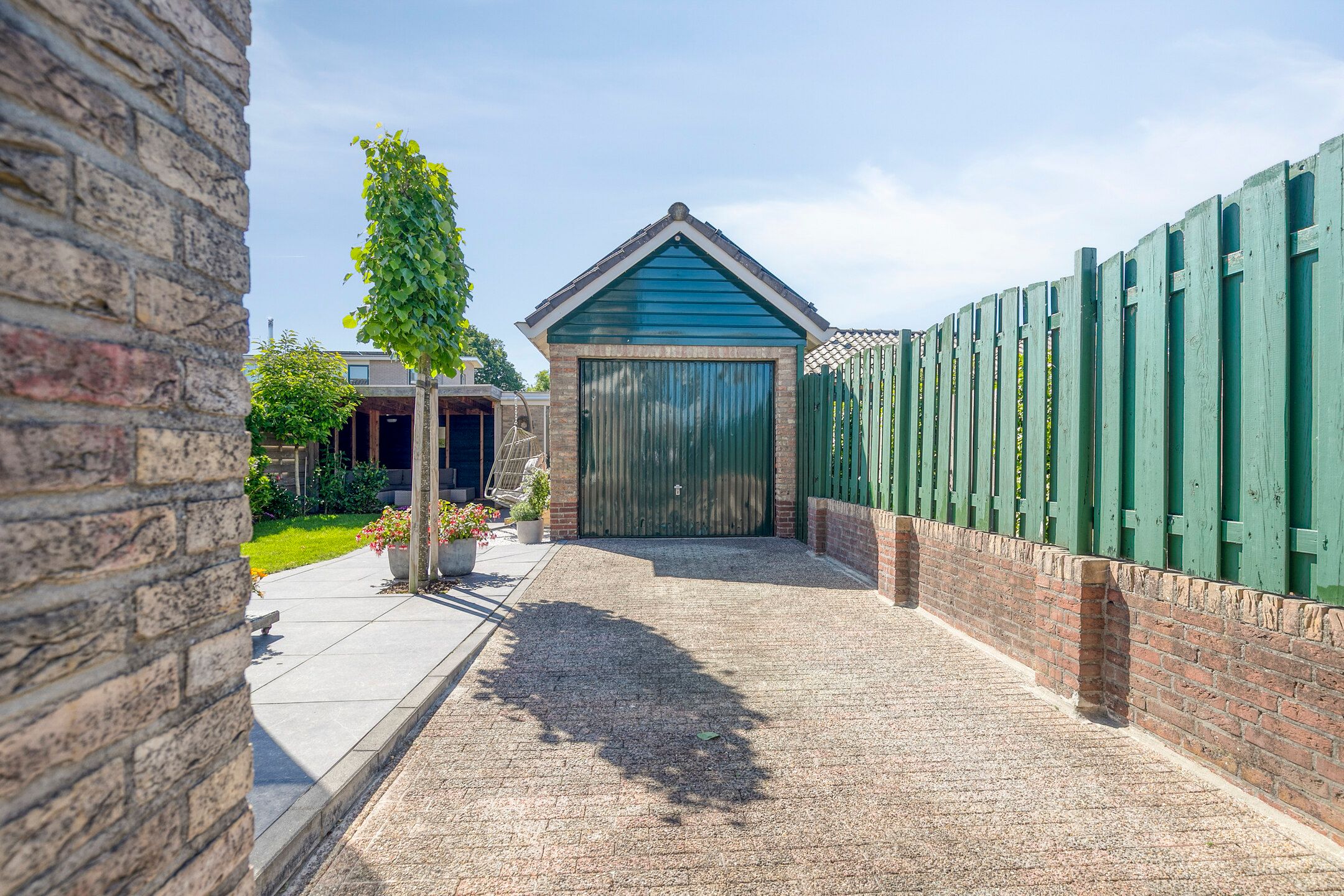 Foto 39 van Goudenregenlaan 2