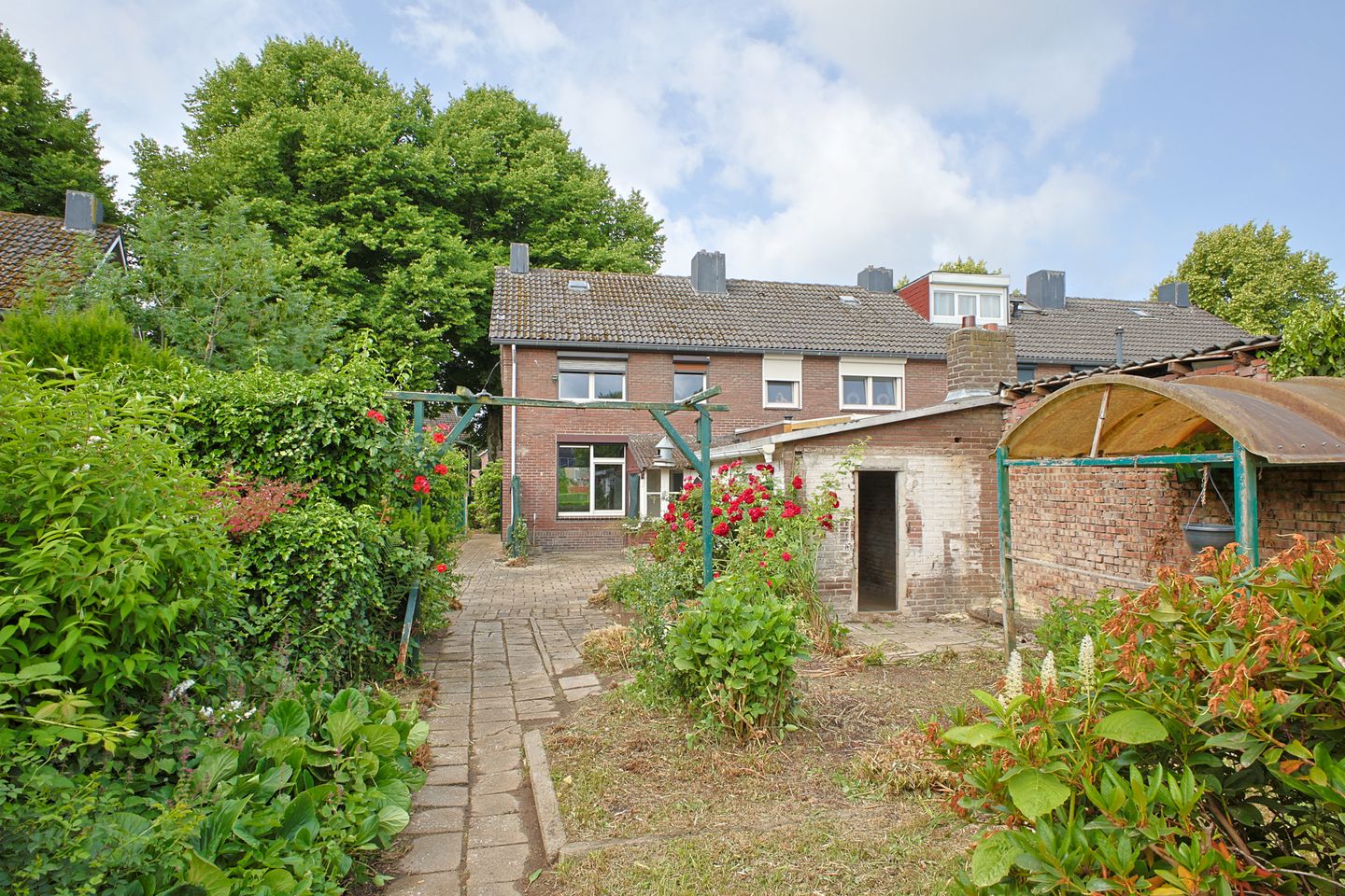 Foto 5 van Bloemenweg 14