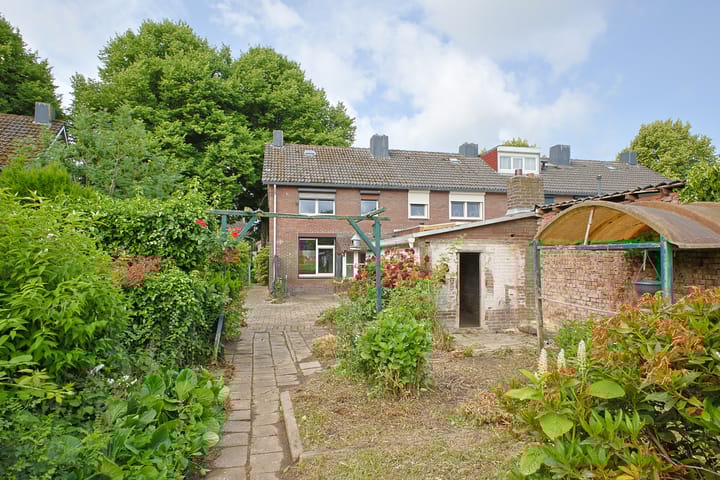 Foto 5 van Bloemenweg 14