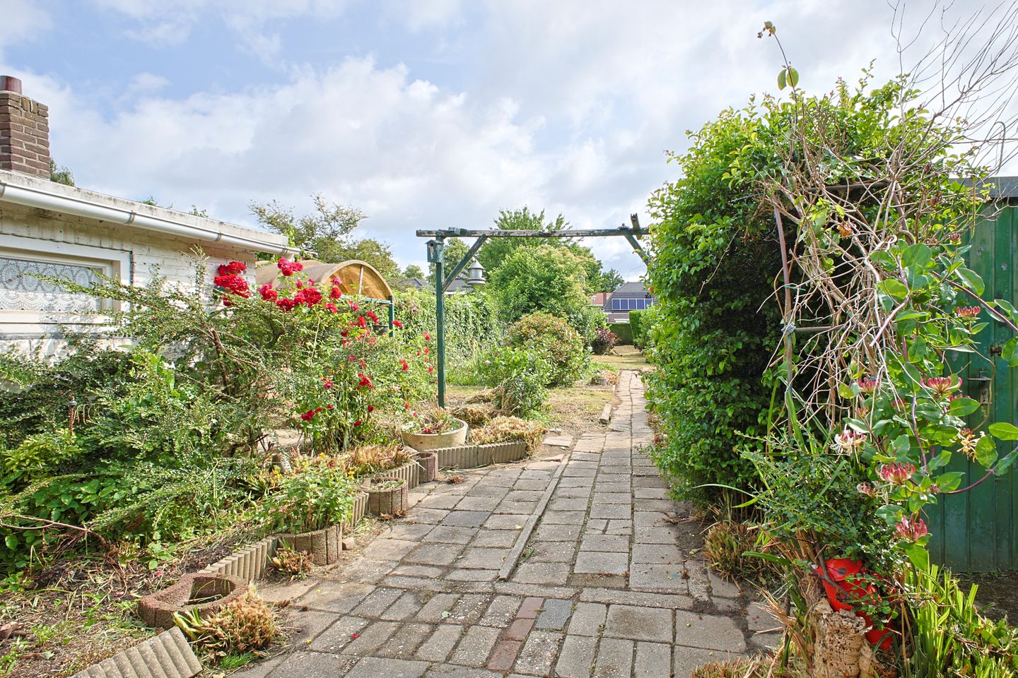 Foto 10 van Bloemenweg 14