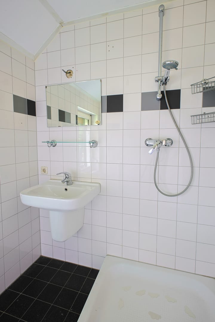 Foto 15 van Bloemenweg 14