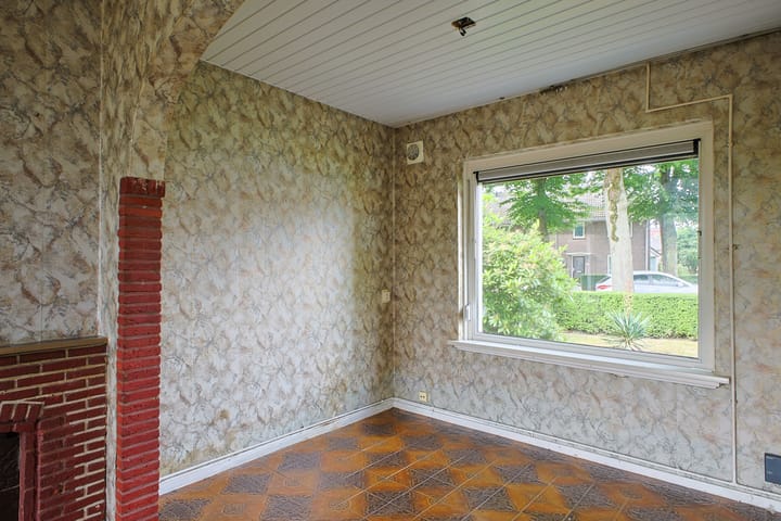 Foto 28 van Bloemenweg 14