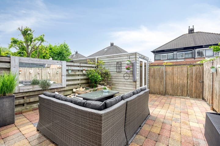 Photo 5 of Cole Porterhof 140