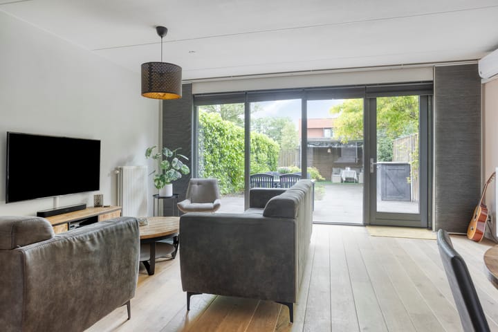 Foto 4 van Bladwesp 8