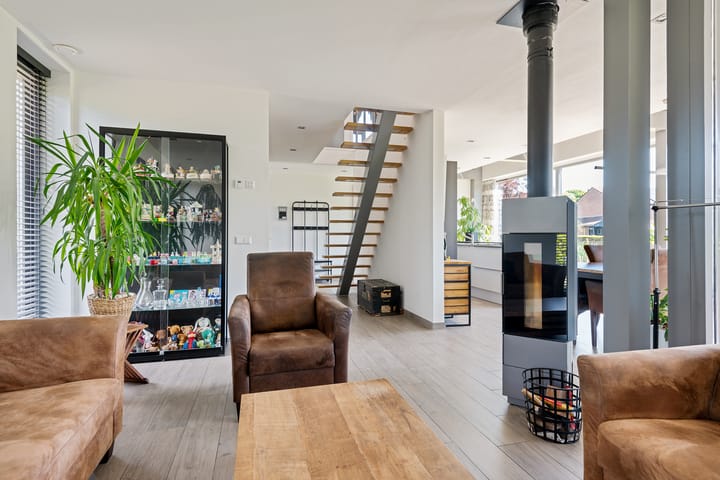 Foto 15 van Heereweg 66