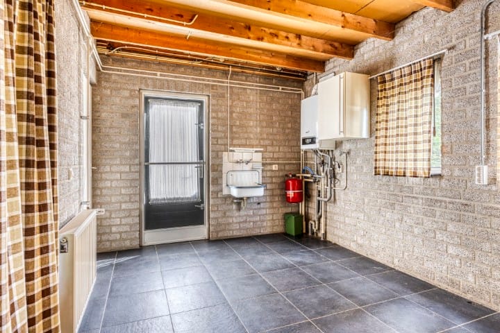 Photo 9 of Heistraat 6