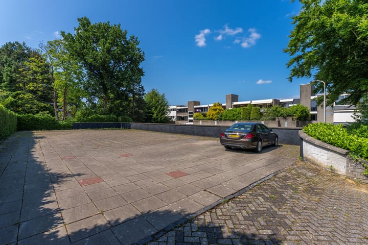 Photo 44 of van Weedestraat 77