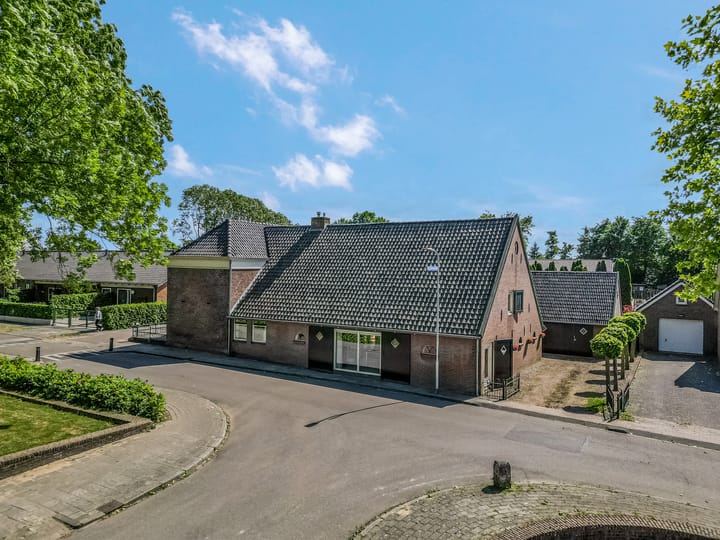 Foto 6 van Schoolstraat 17