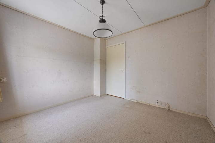 Photo 18 of Willem Alexanderstraat 3