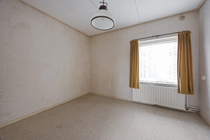 Photo 19 of Willem Alexanderstraat 3