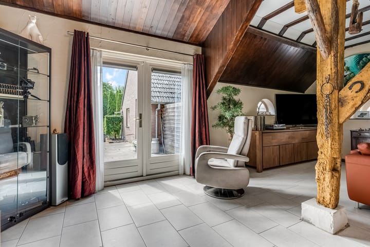 Foto 23 van Schoolstraat 17