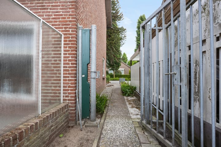 Photo 32 of Willem Alexanderstraat 3