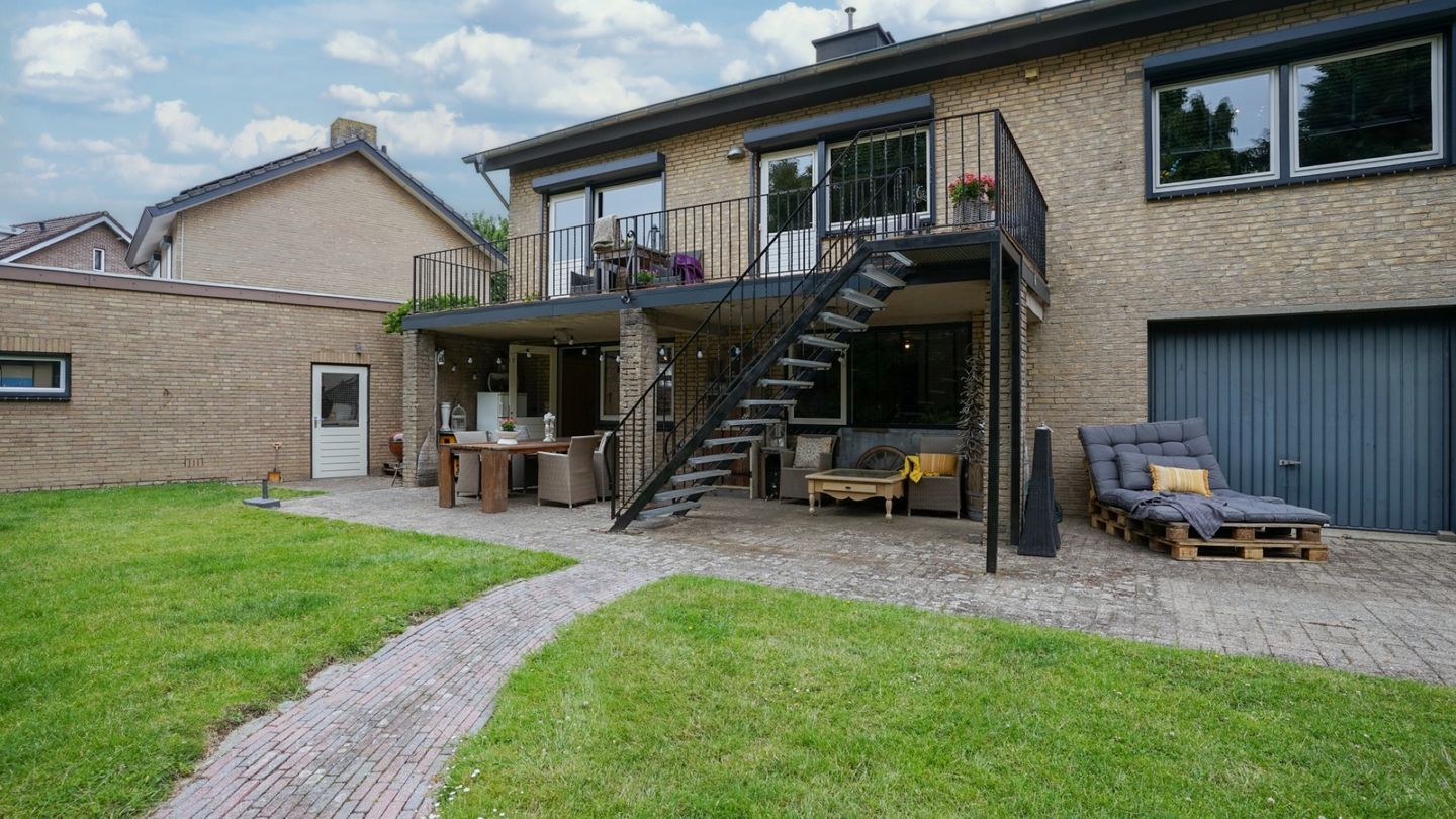 Foto 35 van Koeweg 10