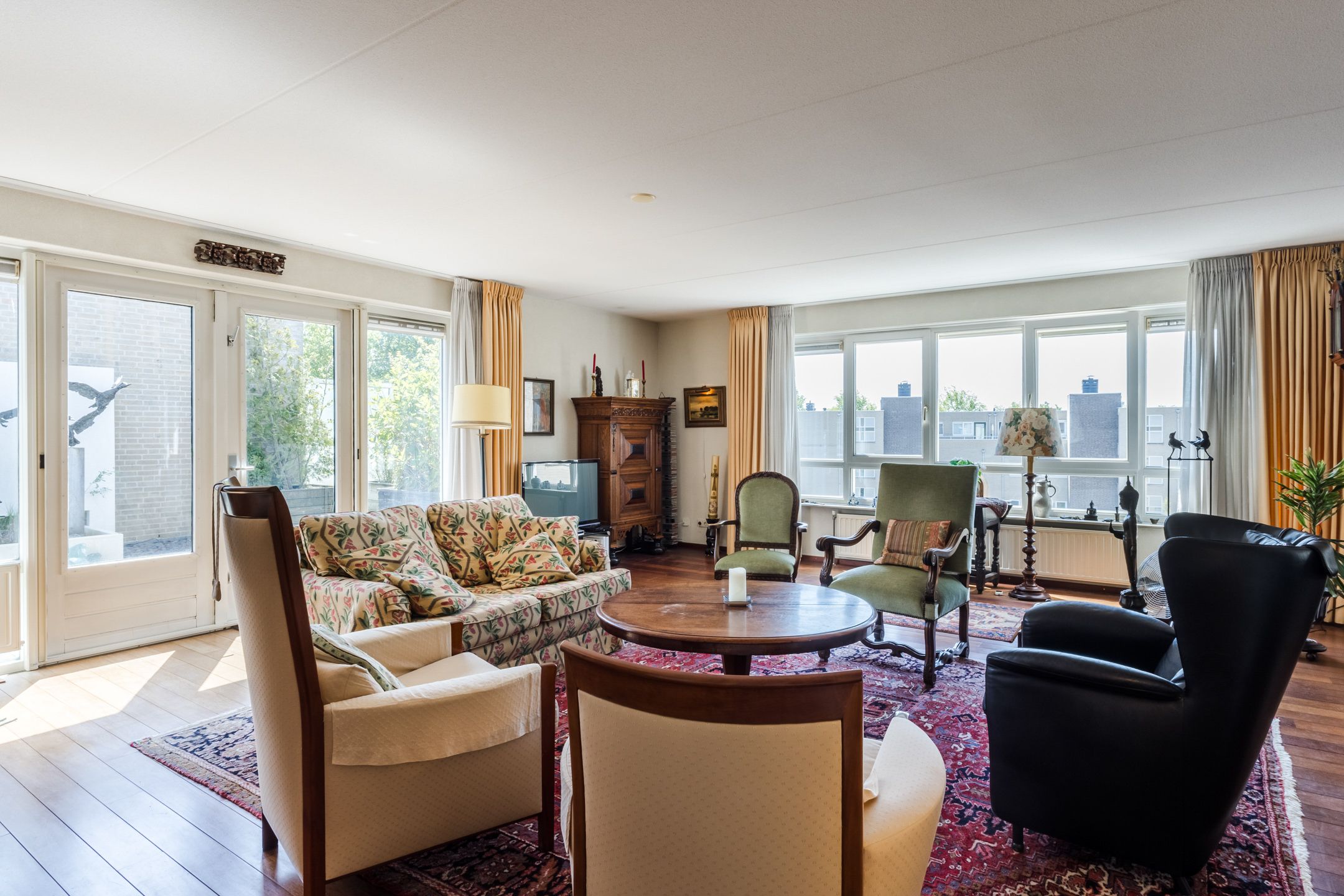 Photo 9 of Mr. van Coothstraat 32