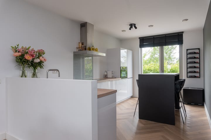 Foto 16 van Zenderenstraat 23