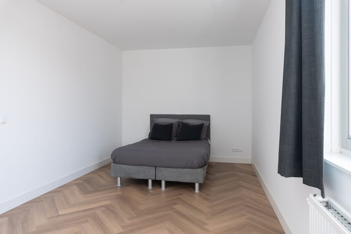 Foto 40 van Zenderenstraat 23