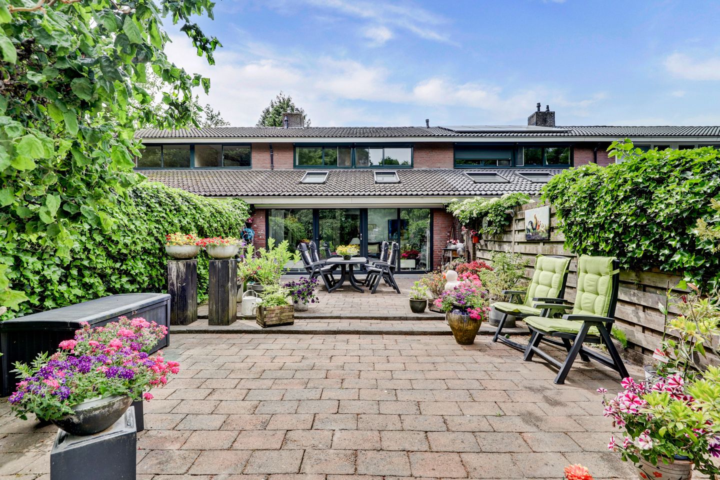 Photo 29 of Trilgras 32