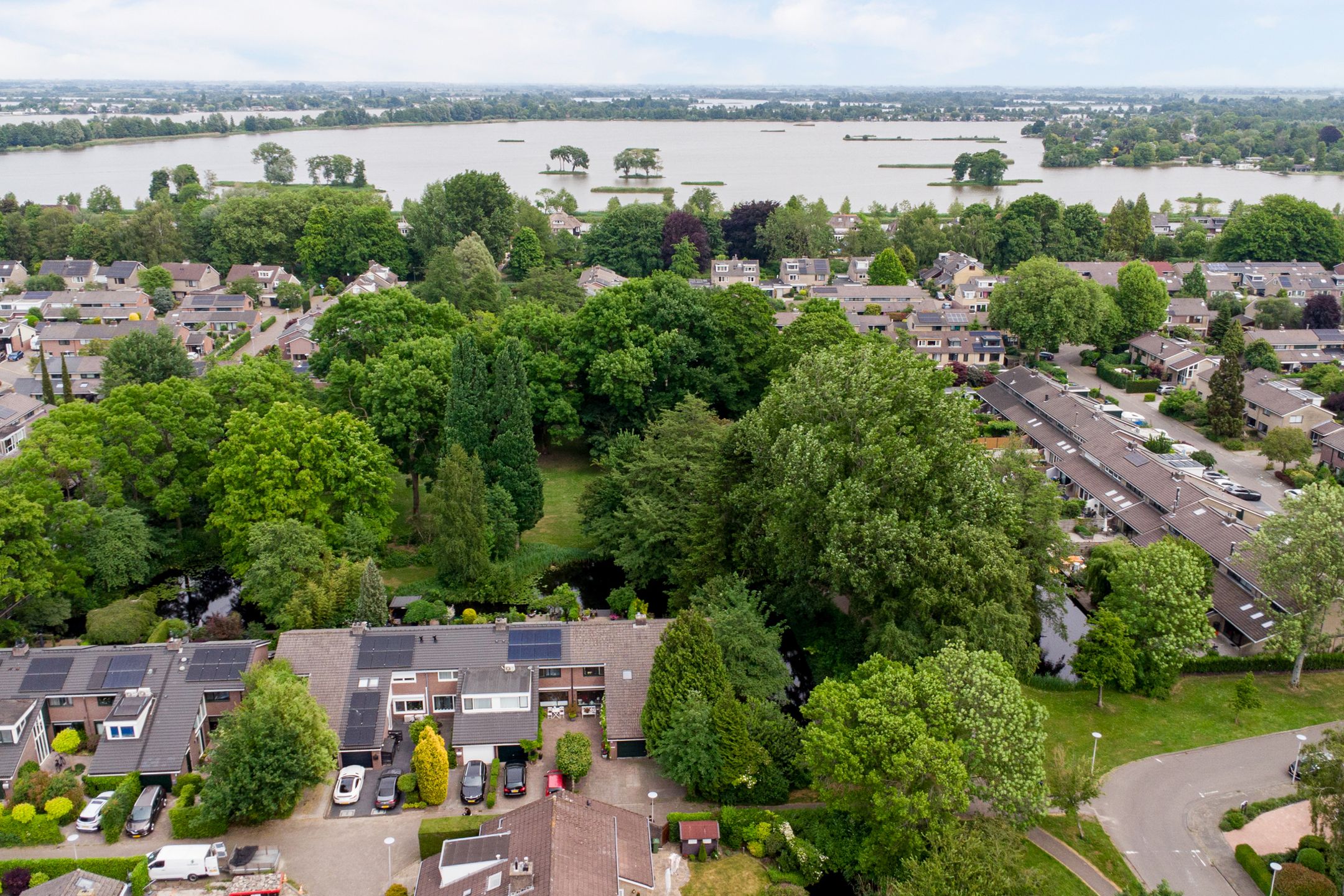 Photo 3 of Trilgras 32