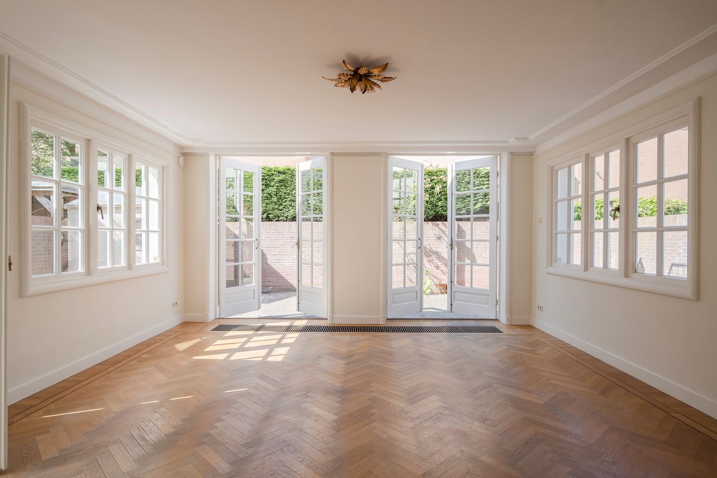 Foto 19 van Willemstraat 74