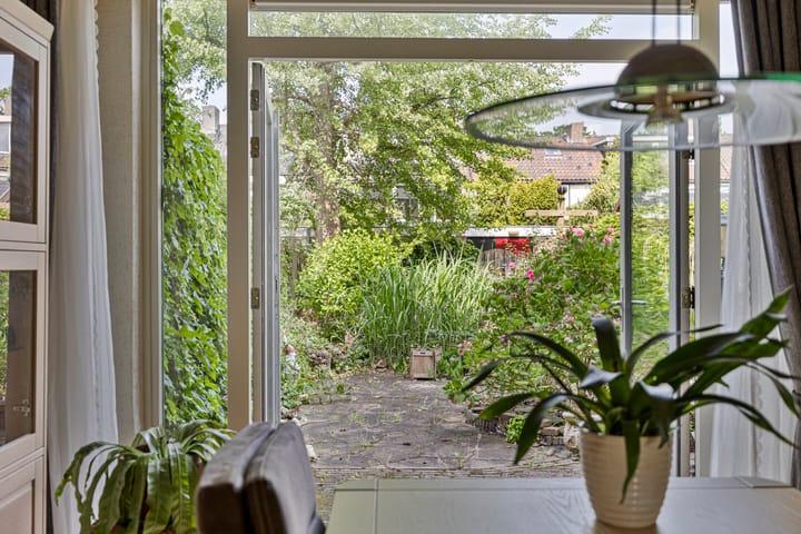 Foto 16 van Pieter de Hooghstraat 7