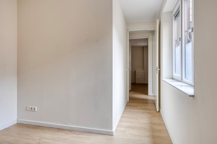 Foto 11 van Poststraat 35